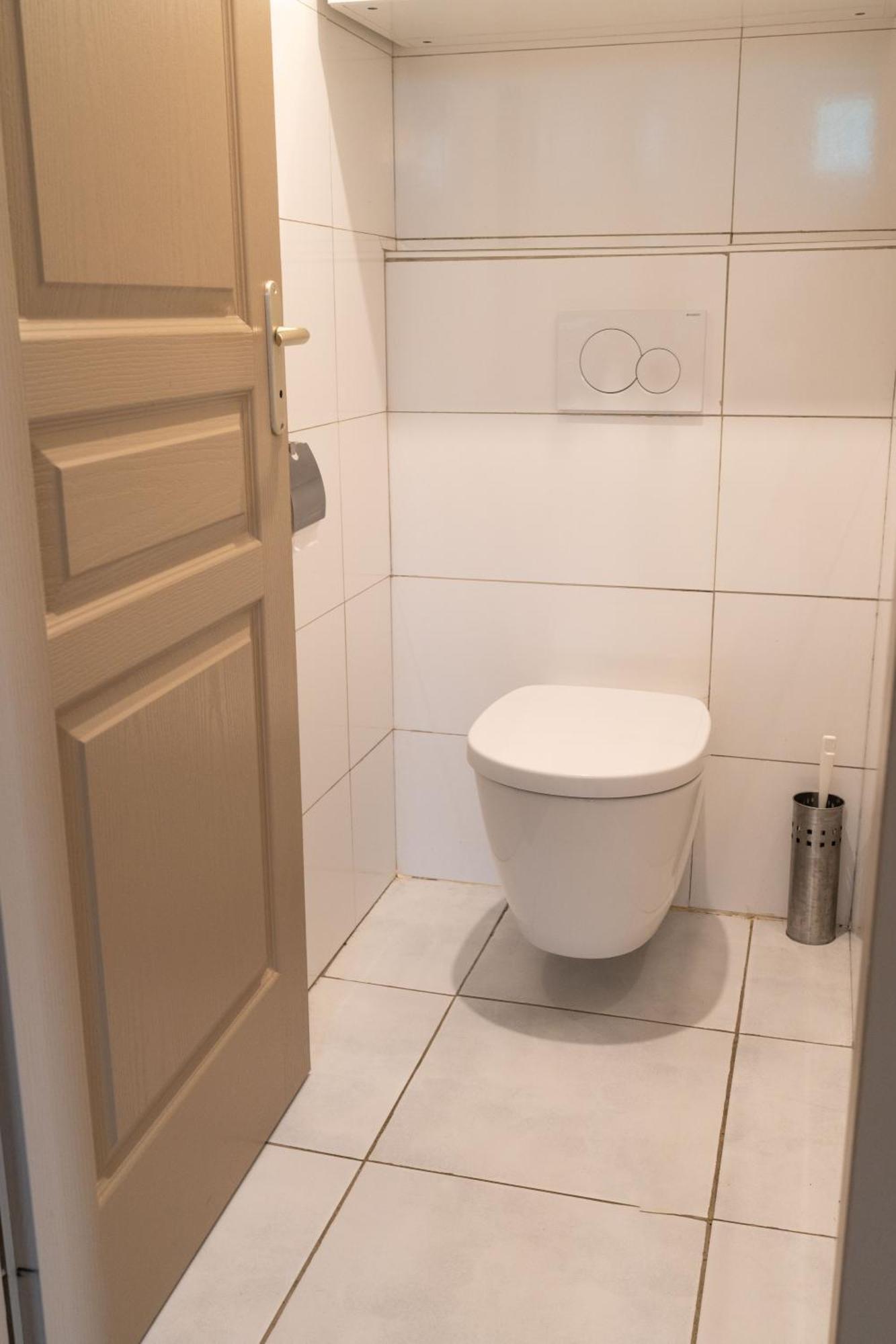 Maison d'hôtes Velaux Ecureuil et Pinède Extérieur photo