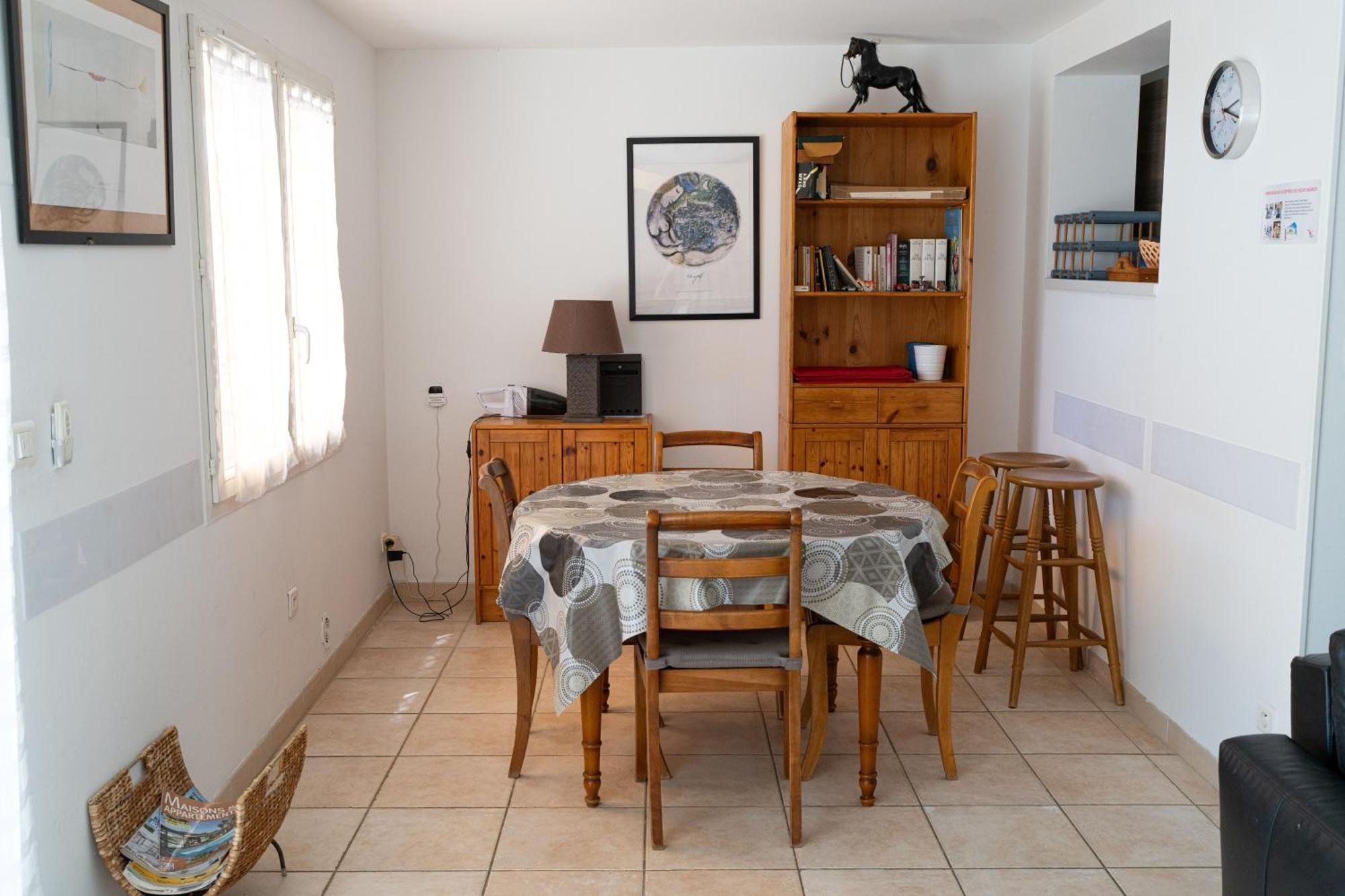 Maison d'hôtes Velaux Ecureuil et Pinède Extérieur photo